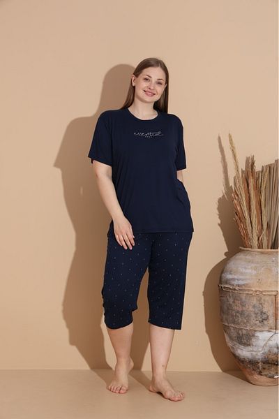 Temporium Women's Curve Plus Size Milan Fabric Capri Short Sleeve Pajama Set