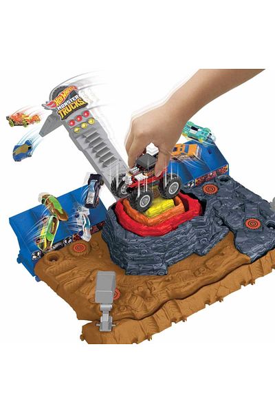 Skygo Hot Wheels Monster Trucks Gorgeous Crash Arena Game Set HNB96