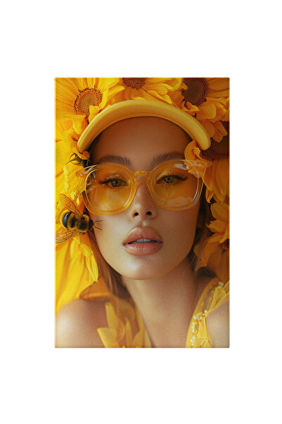 StoryGift Romania Tablou Canvas The Bee Girl Cu Ochelari Si Sapca Cu Flori Galbene In Rochita Cu Gene Lungi Si O