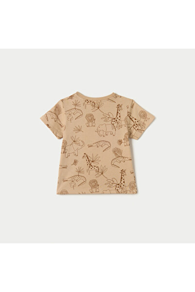 Juniors All-Over Animal Print Short Sleeves T-Shirt With Crew Neck