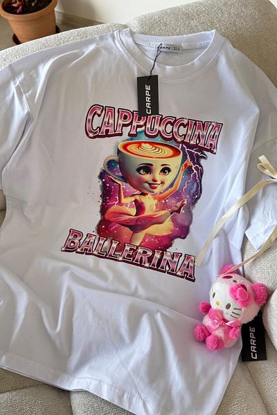 Carpe Cappucinna Ballerina Oversize T-Shirt