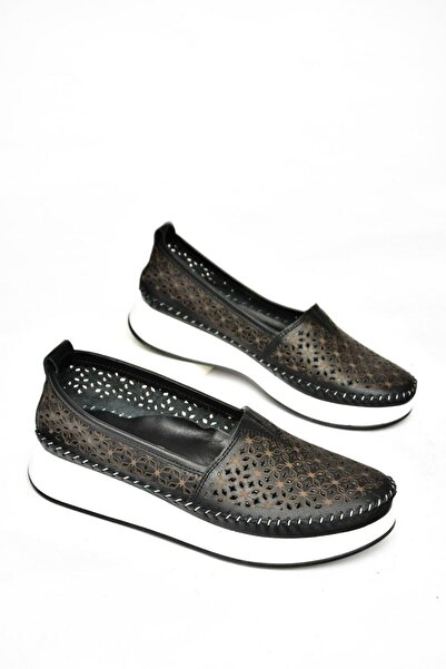 Fox Shoes S540011503 Чорні жіночі туфлі з натуральної шкіри