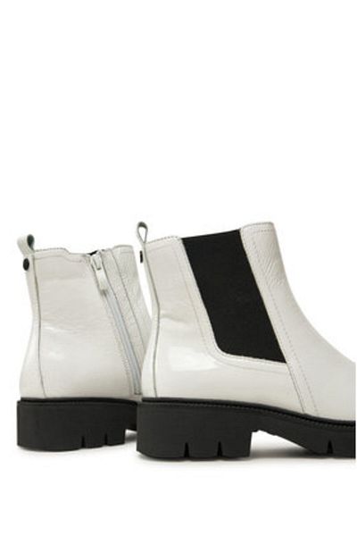 Caprice women's ankle boots 9/25413/43 white