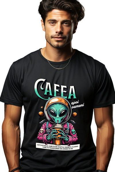 StoryGift Romania Tricou Barbati Extraterestru Cu Pahar De Cafea Text Cafea A...