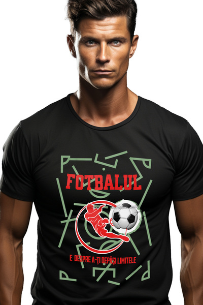StoryGift Romania Tricou Barbati Jucator De Fotbal Loveste Mingea Text Fotbal...