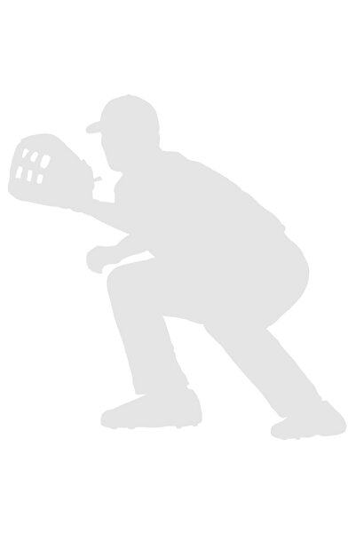 StoryGift Romania Sticker Exterior cu un jucator de baseball care se pregates...