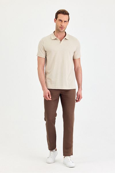 ENQUE Ανδρικό μπλουζάκι Basic Polo Collar από απλό βαμβακερό μπλουζάκι με λεπτή εφαρμογή