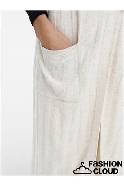 Alisim 15236371   Comfort of the Long Winter