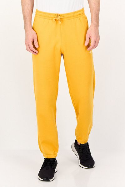 Levi's Men Regulat Fit Embroidered Logo No Stretch Sweatpants, Yellow