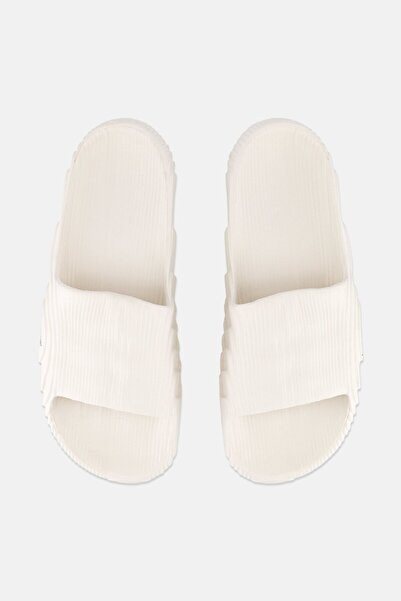 Tapout Men Brand Logo Slip On Slides, Off White