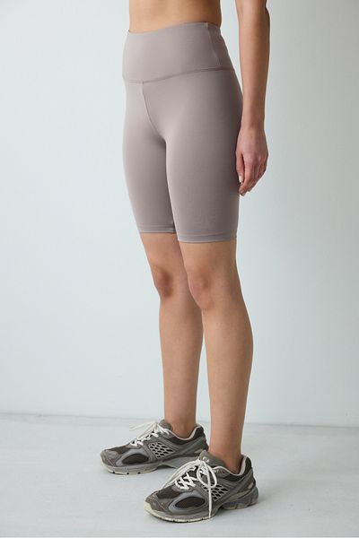 Penti Nerzfarbene, glatte, kurze Biker-Radler-Leggings mit hoher Taille