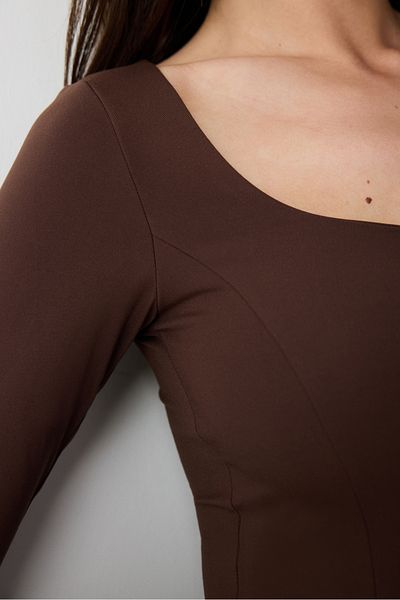 Penti Vorne detaillierter brauner Body
