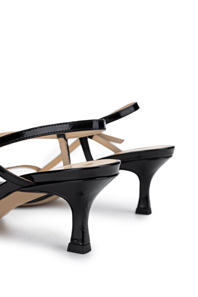 Tamer Tanca Kadın Hakiki Deri Siyah Rugan Topuklu Ayakkabı