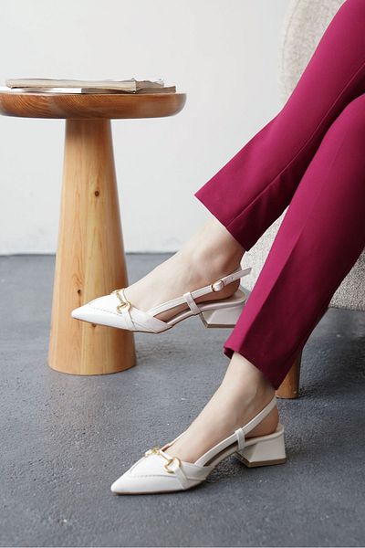 GOFFSHOES Women's Goches Low Heeled Shoes - White