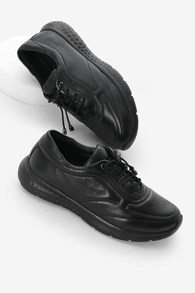 Tonny Black Women's Black Poly Sole Rubber Laced Inside and Outside Genuine Leather Casual Shoes