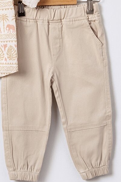 Bebüş Хлопчачий комплект з сорочкою з принтом, футболкою та бежевими штанами 15912