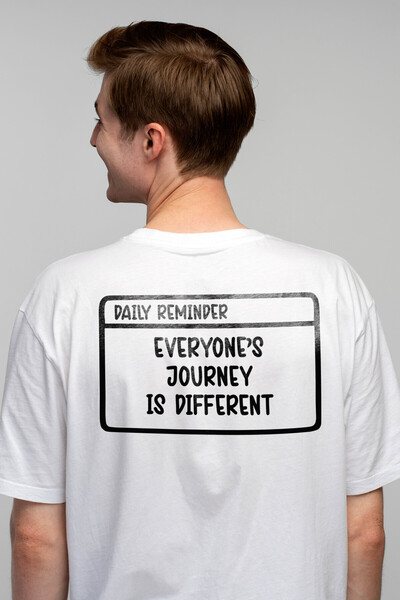 StoryGift Romania Men's T-shirt With Message In English "everyone's Journey I...