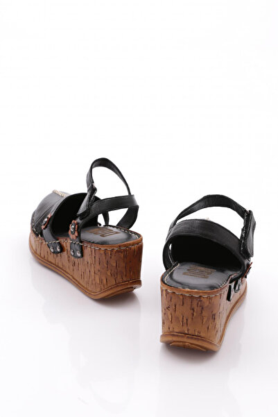 DGN 217-2064 Kadin Mega Kalin Taban Sandalet