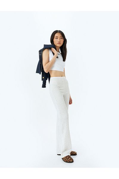 Koton Bequeme, strukturierte Hose mit weitem Bein