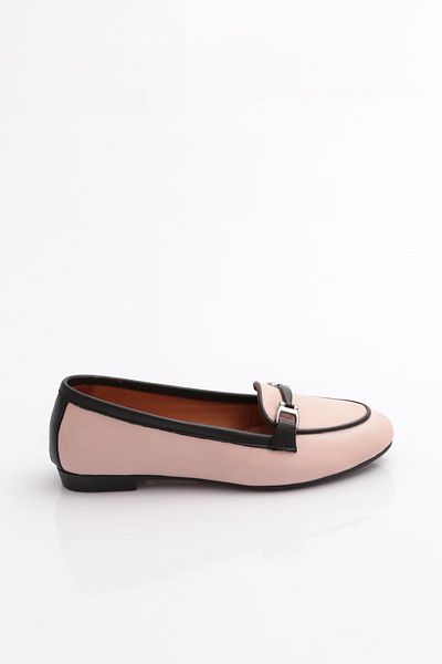 DGN 102-1 Women's Loafer Shoes with Iron Accessories