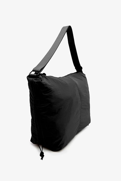 Penti Salbeischwarze Tasche