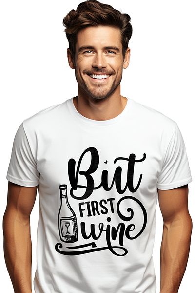 StoryGift Romania Tricou bărbătesc cu textul în engleză „but First Wine” - But First Wine cu imprimeu pe F Stg