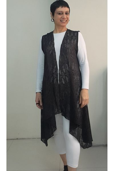 Mertcan Butik Black Asymmetrical Cut Loose Lace Vest
