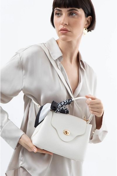 Matthew Cox Women's Handbag Byn2353 Std White