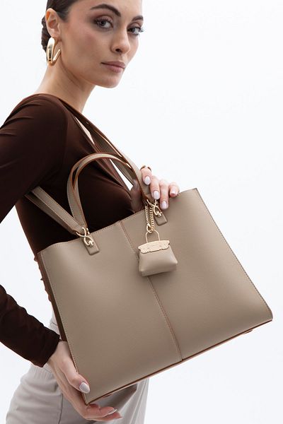 Matthew Cox Women's Handbag Byn2379 Std Camel