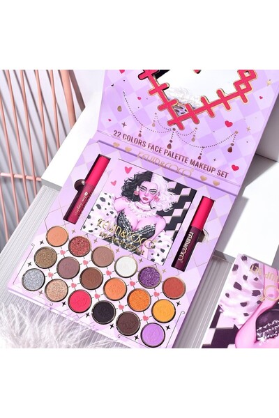 SOHO Set of 4 Makeup Products, KEVIN & COCO, Black-White Witch, 22 colors, 19.7 x 21.2 x 2.5 cm