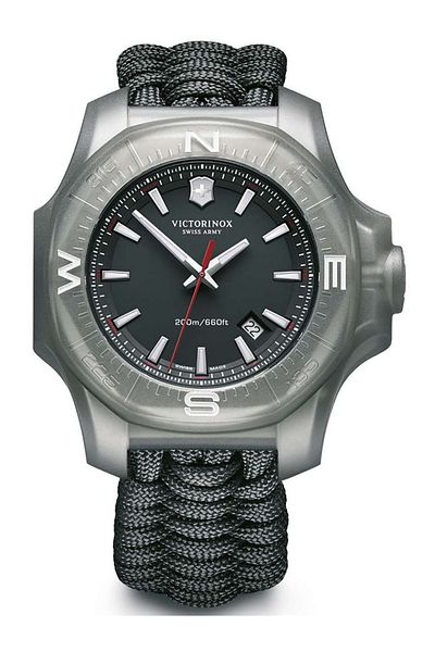 Victorinox Mens Watch 241726, Quartz, 43mm, 20atm
