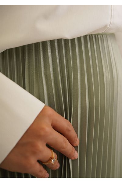 MODA Leather Look Pleated Skirt