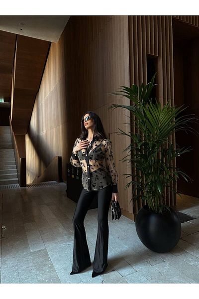 Kashaya Women's Floral Gauze Shirt Offers a Stylish and Bold Style with Its Transparent Structure