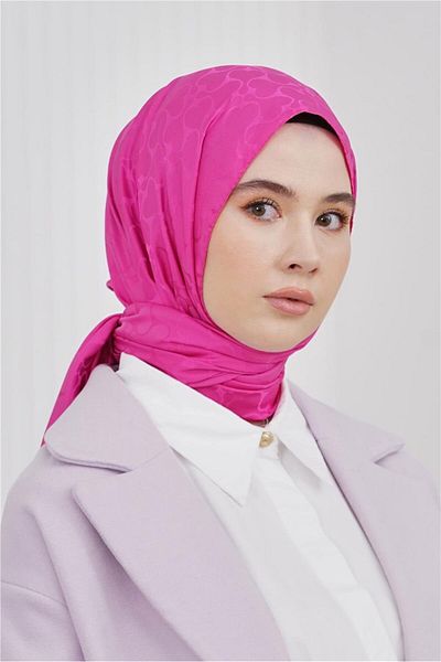 Loryan Floş Jacquard Karmen Fuchsia Shawl
