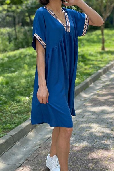 AYASOFYA OTANTIK Rochie midi cu mânecă scurtă, albastră, cu decolteu în V