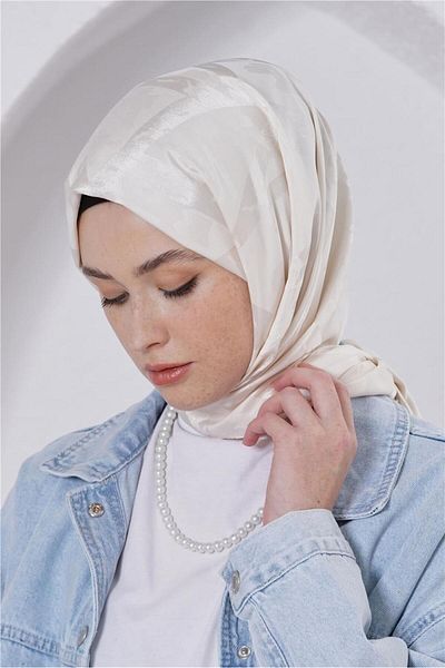 Loryan Floss Jacquard Delta Beige Shawl