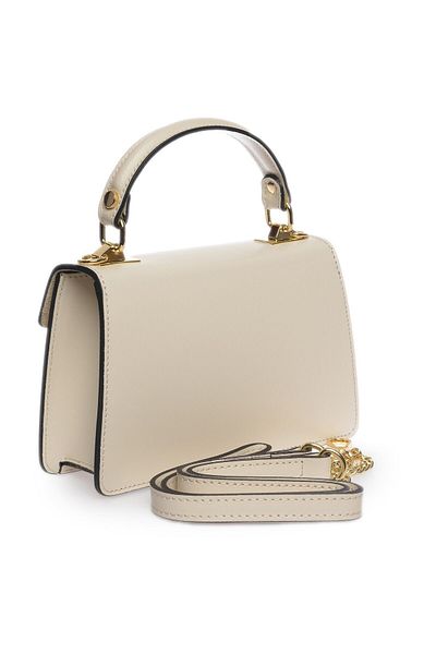 Carla Ferreri Handtasche
100 % Rindsleder
Metallschnalle vorne
Maße: 13 x 19 x 6 cm
Henkel: 22 cm
Schulter