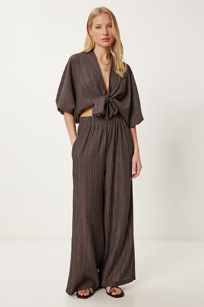 Happiness İstanbul Damen-Set mit Palazzo-Hose und Bluse aus braunem Leinenmischgewebe mit Schnürung RV00207