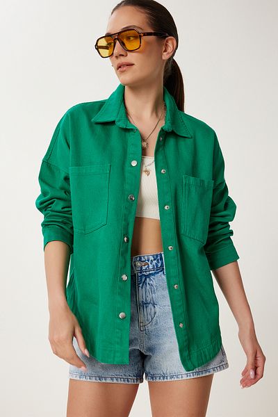 Happiness İstanbul Dunkelgrüne saisonale Gabardine-Hemdjacke mit Druckknopfverschluss für Damen SA00043