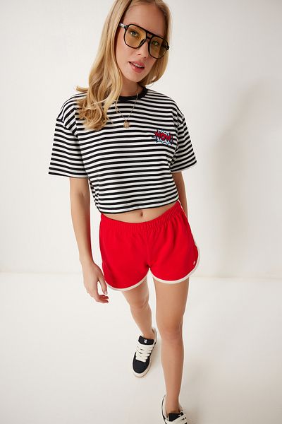 Happiness İstanbul Women's Black Striped Embroidered Cotton Crop Knitted T-Shirt Cr00495