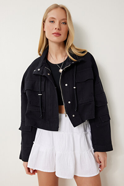 Happiness İstanbul Γυναικείο μαύρο μπουφάν Gabardine με λεπτομέρειες SA00042