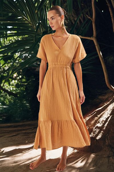 Trendyol Collection Beigefarbenes, gewebtes Maxi-Strandkleid mit Kordelzug und Details TBESS25EL00033