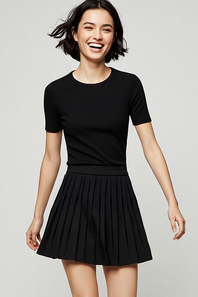 Trendyol Collection Černá tkaná sukně v minimální délce – podrobný záhyb, TWOAW21ET0111