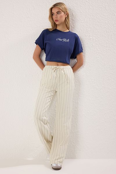 Trendyol Collection Ecru High Waist Jeans Twoss25Je00291
