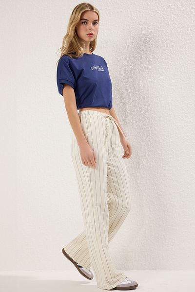 Trendyol Collection Ecru High Waist Jeans Twoss25Je00291