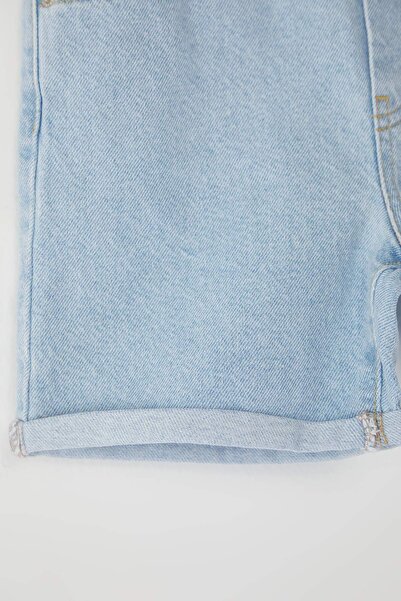 TRENDYOLKIDS Light Blue Girl's Cotton Elastic Denim Shorts Tkdss25Sr00018