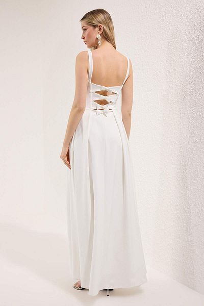Trendyol Collection Λευκό φιόγκο σε γραμμή Α στην πλάτη Λεπτομερές υφαντό μακρύ κομψό βραδινό φόρεμα & φόρεμα επιστροφής στο σπίτι TPRSS25AE00020