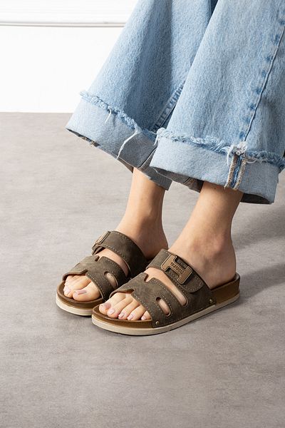 YNS STORE Daily Comfortable Sole Buckle Women's Slippers Black Color