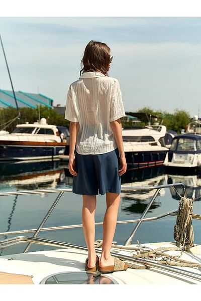 Coral Single Pocket Short Sleeve Shirt Ecru