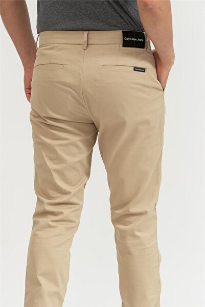 Calvin Klein Core Essentials Men's Chino Pants